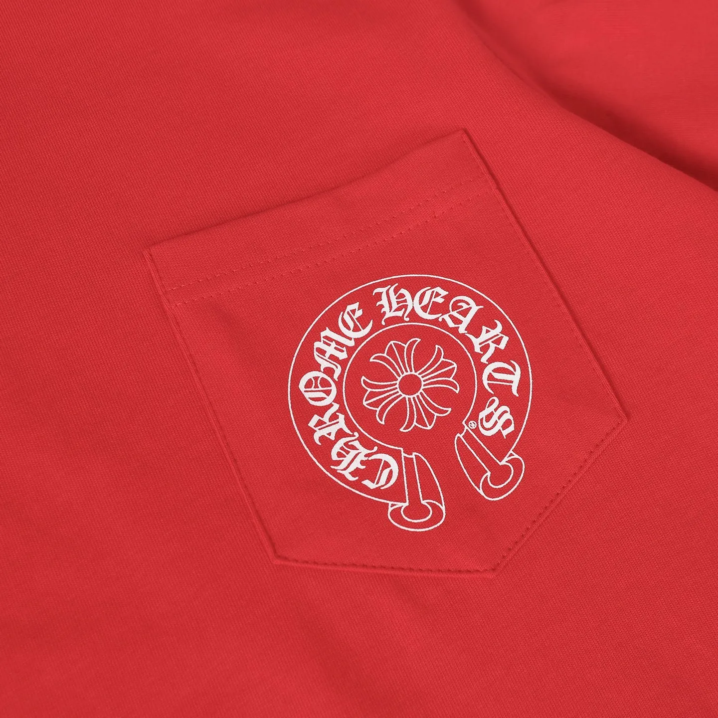 🅿️280 Come hearts/Cro Heart Sanskrit arm red roll printed long sleeves, the king of autumn and winter! Chest pockets, high weight threads on the collar and cuffs, the fabric is custom-woven and dyed 280g double yarn pure cotton fabric, washed anti-counterfeiting tags and other auxiliary labels are all correct versions, super conspicuous, super good-looking and super atmospheric, the same style for men and women! The overall upper body shows fashion and individuality, and couples wearing it together are recommended T-shirts by the Street Ace!! Color: Red Size: XS-L